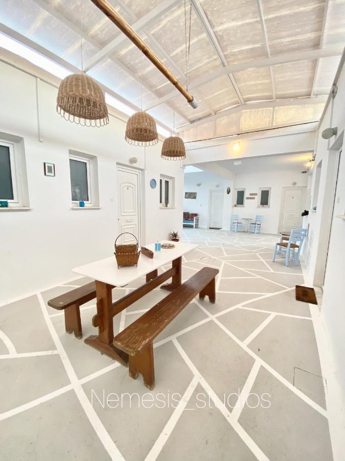 Aegina Nemesis Studios מראה חיצוני תמונה